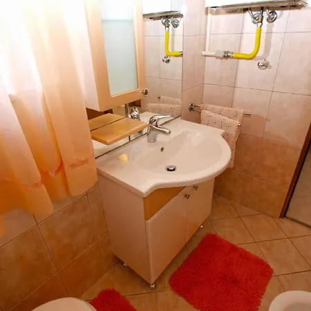 Apartment Fuer 4 Personen Ca 42 Qm In Fazana, Istrien Istrische Riviera *