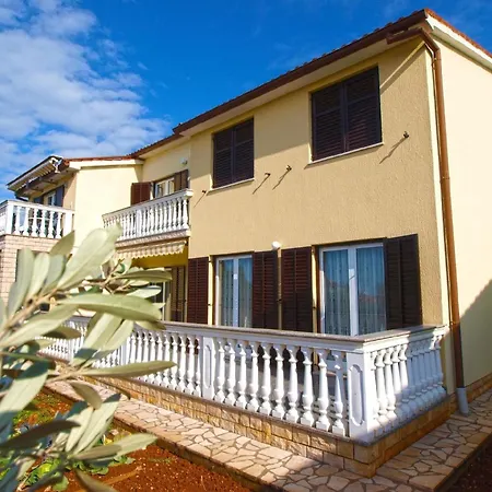 Fuer 4 Personen Ca 42 Qm In Fazana, Istrien Istrische Riviera Apartment *